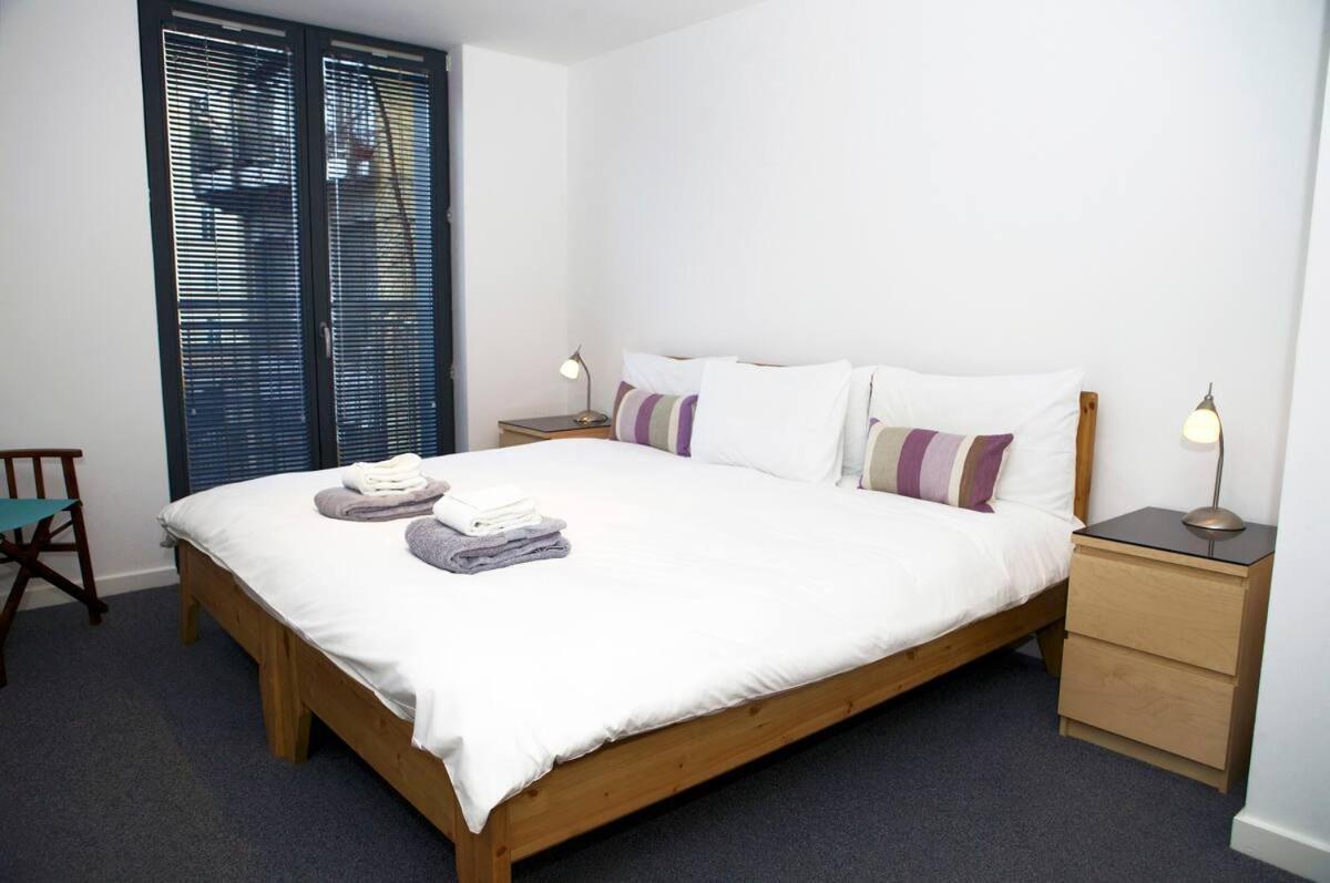 Joivy Inviting Flat With Parking In Canonmills Единбург Екстериор снимка